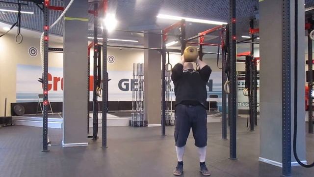 Жим гири 48кг двумя руками. 48kg kettlebell "look ahead press". смотреть онлайн