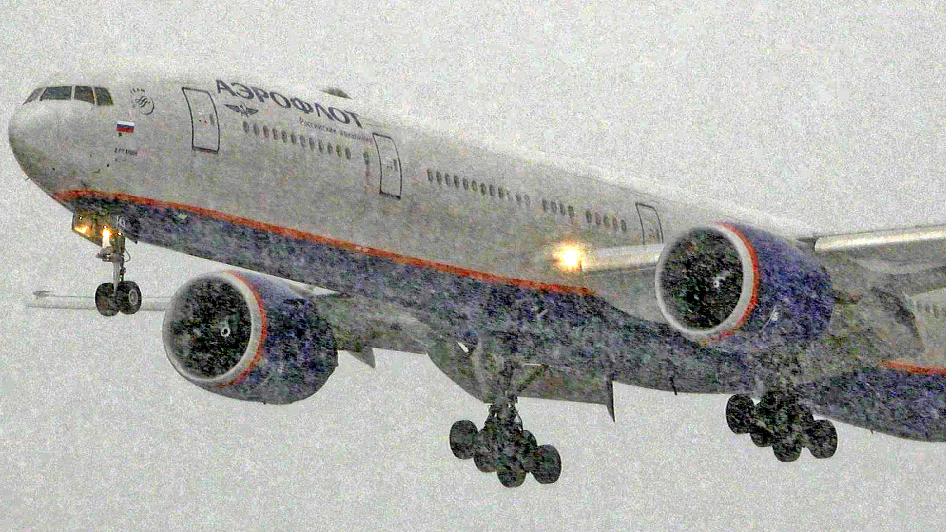 Ничего не вижу, но иду на посадку. B777 | B737 | A320. Шереметьево, 2023 смотреть онлайн