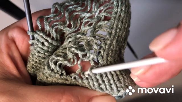 Вяжем на готовом полотне. Декор на лицевой и изнаночной глади. смотреть онлайн