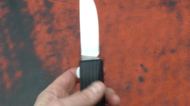 Steelclaw TT. Новинка, выкидной нож с фронтальным выбросом клинка на любителя.