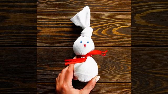 18 ШИКАРНЫХ СПОСОБОВ УКРАСИТЬ ДОМ И ПОДГОТОВИТЬСЯ К НОВОМУ ГОДУ смотреть онлайн