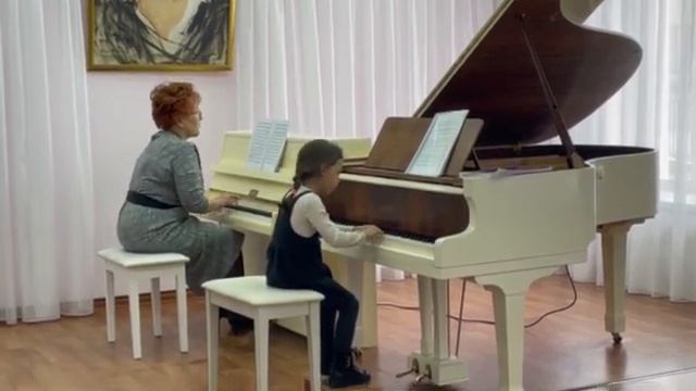 Градобоевы Ольга Эдуардвна и Полина - ДШИ Бор и ДШИ №8 НН Беркович концерт 3 часть смотреть онлайн