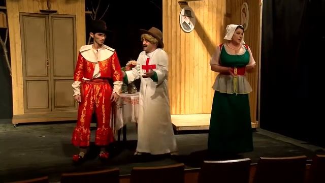 «Лекарь поневоле» спектакль по пьесе комедиографа XVII века Жана Батиста Мольера смотреть онлайн