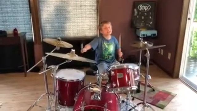 8 yr old Gage Moran drum cover of Too Much Time on My Hands смотреть онлайн