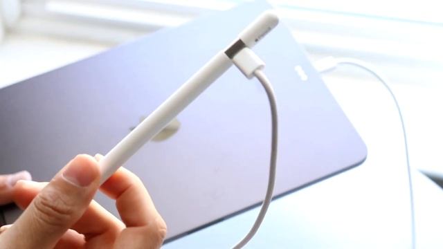 How To Charge Apple Pencil (USB-C) To iPad! смотреть онлайн
