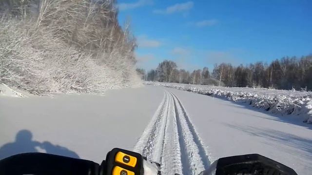 BRP Tundra 550 прогулка на снегоходе 1 BRP Tundra 550 смотреть онлайн