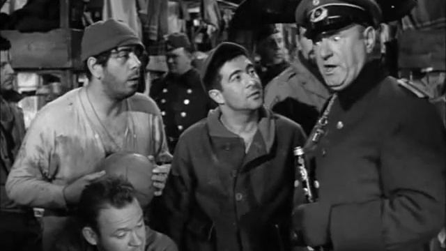 Stalag 17 - the volleyball match and Sgt. Schultz смотреть онлайн