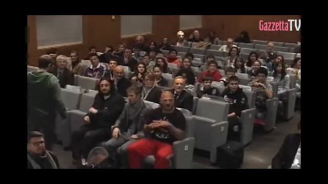 La Squadra della Salute scende in campo con ALT смотреть онлайн