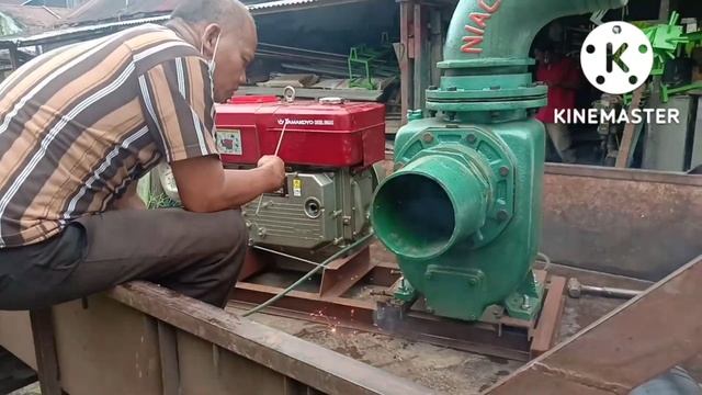MERAKIT MESIN DIESEL ZS1125 DENGAN POMPA AIR NIAGARA 8 IN LUBUKLINGGAU