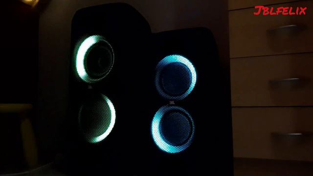 JBL PartyBox 100 & PartyBox 300 Bass Test | 100% Volume 🤯 смотреть онлайн