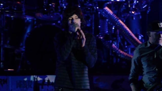 Linkin Park Crawling LIVE From The Hollywood Bowl CHESTER TRIBUTE   With Oliver Sykes And Zedd In D