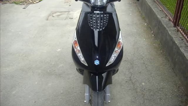 Piaggio Zip 50 4t смотреть онлайн