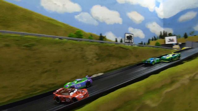 Disney Cars Diecast Racing | Next-Gen Piston Cup | Race 1 Pt. 7 (Round 2 - Group 1) смотреть онлайн