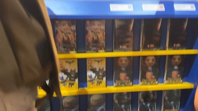 Touring the LEGO SDCC 2023 "Brickbuster" Booth - New Sets Revealed, Epic Displays, and MORE смотреть онлайн