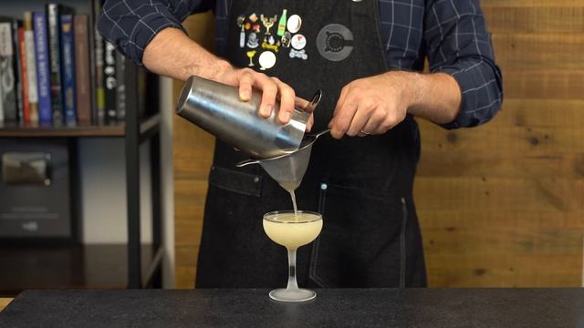 Classic vs Hemingway Daiquiri смотреть онлайн