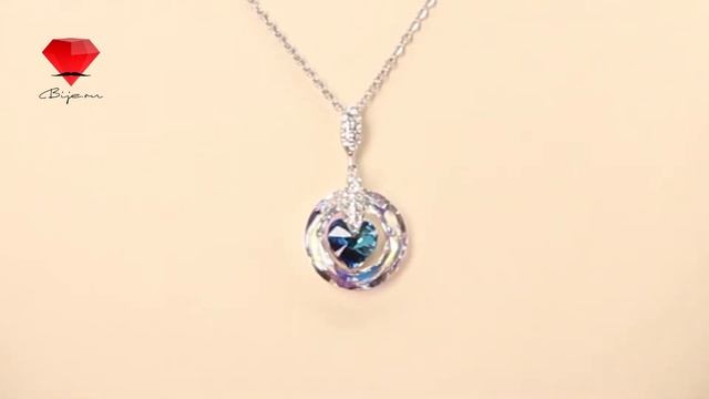 Bije.ru: Кулон в виде сердца таинственного синего цвета с кристаллами Swarovski Linnaea (Линна) смотреть онлайн