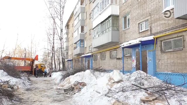 "НЕ СТОЯТ БЕРЕЗЫ В СОННОЙ ТИШИНЕ"... смотреть онлайн