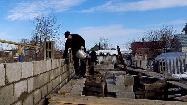 Баня с комнатой отдыха и Хозблок _ Кладка одного здания из керамзитного блока (март 2020) смотреть онлайн