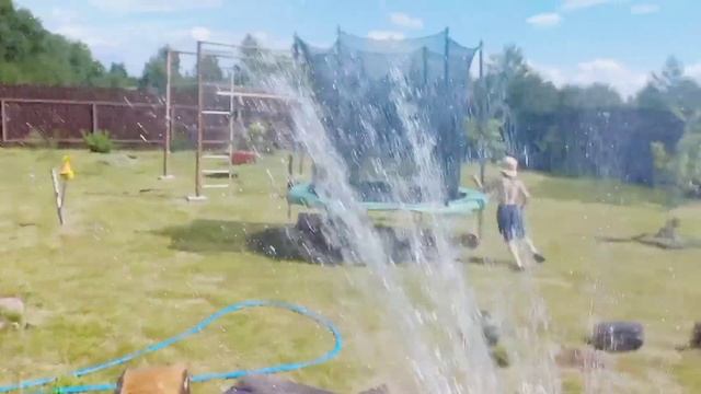 На даче! Лето! Каникулы! Ничегонеделание! смотреть онлайн