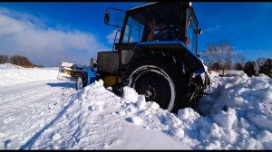 МТЗ 82.1. Везде весна а у нас все идет борьба со снегом!