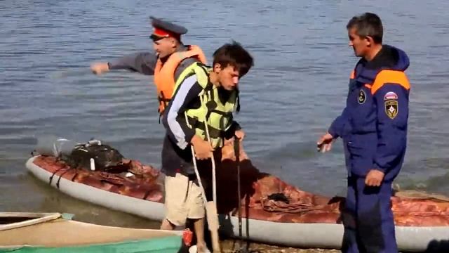 "Вокруг сердца за 80 дней". Видео с финиша: последние метры параэкспедиции смотреть онлайн