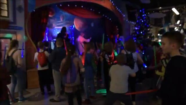 КидБург. Новогодняя вечеринка STAR WOW смотреть онлайн