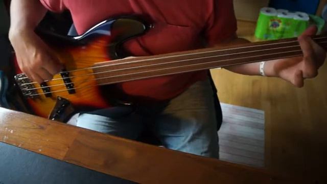 Old version - Fretless bass (€150 - Harley Benton JB-40FL) cover of Hey You by Pink Floyd смотреть онлайн
