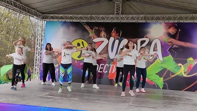 Держи ритм Фестиваль Zumba смотреть онлайн