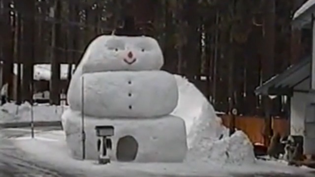 Снеговик и горки два в одном смотреть онлайн