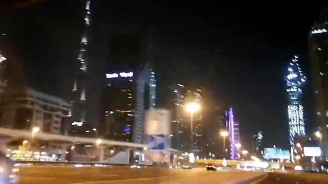 DUBAI FAMOUS ROAD | SHEIKH ZAYED ROAD смотреть онлайн