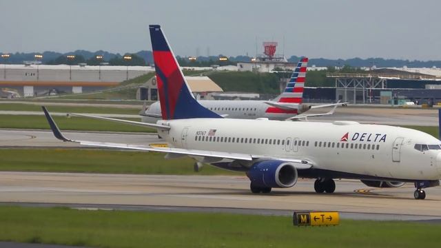 1 HR Watching Airplanes, Aircraft Identification | Plane Spotting Atlanta Airport [ATL/KATL]