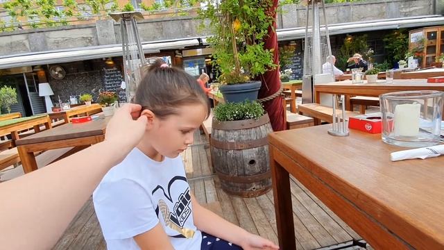 Дюссельдорф, столица Северный Рейн-Вестфалия. Гуляем по центру, классная набережная и вкусный обед! смотреть онлайн