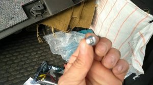 форд фокус 3 замена кнопки багажника.