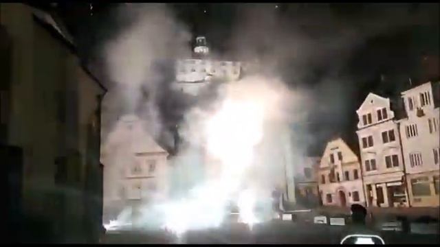 Встречаем Новый год в Чехии Новогодний салют Чехии Наход Салют в НаходеCzech  New Years fireworks
