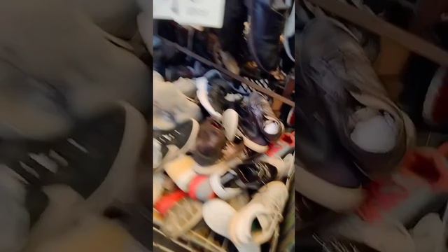Saan Ba Aabot 35 Pesos Mo?ukay-ukay Shoes Ok Ba Or Hindi?