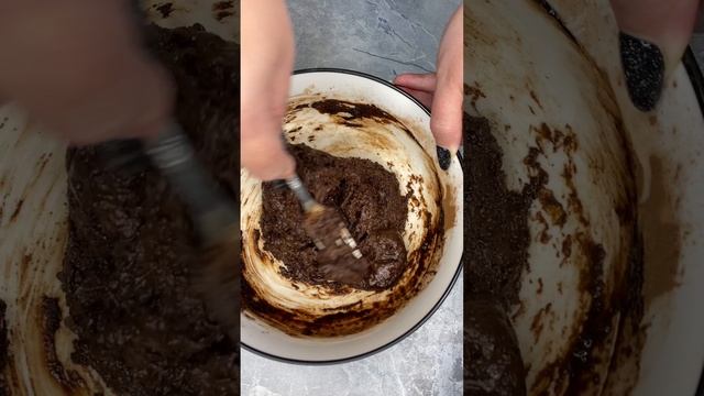 Шоколадные кексы с творожной начинкой ?