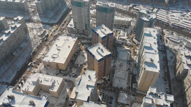 Советские дворы - для детишек / современные - для машин / город Самара / Промышленный район / Russi смотреть онлайн