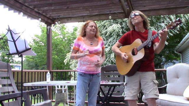 Fleetwood Mac Dreams/ By AUNT RUTH Mark Belek and Julie Gardner смотреть онлайн