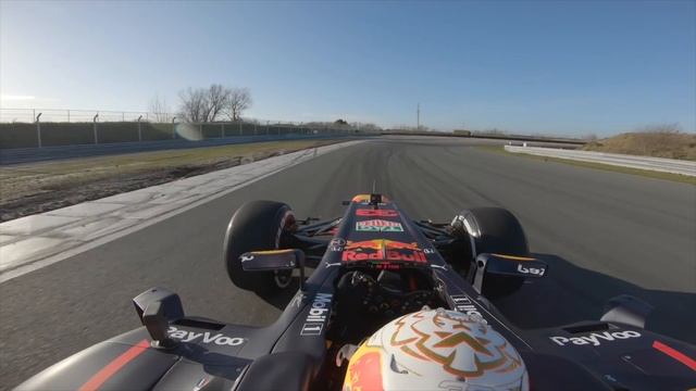 Max Verstappen's first lap at the upgraded Circuit Zandvoort смотреть онлайн