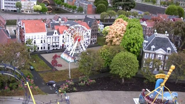 Madurodam, Luna-Park смотреть онлайн