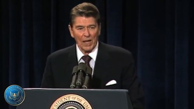 President Ronald Reagan Quote "I'm from the Government and I'm here to help." смотреть онлайн