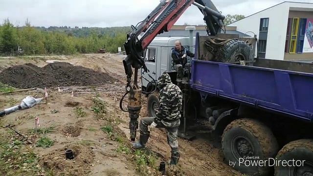 Камаз 43118 вездеход самосвал манипулятор с гидробуром.монтаж винтовых свай.Андрей РЕГИОН40 смотреть онлайн