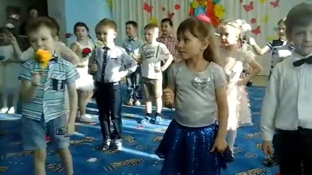 Дет сад 8 марта смотреть онлайн