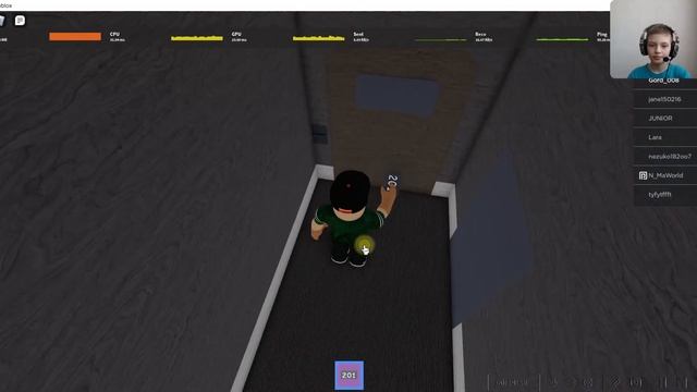 Качаемся в Roblox Strongman simulator Часть 2. Плюс Hotel Roblox. смотреть онлайн