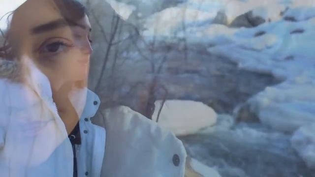 Зарина Байкенова читает свои стихи смотреть онлайн