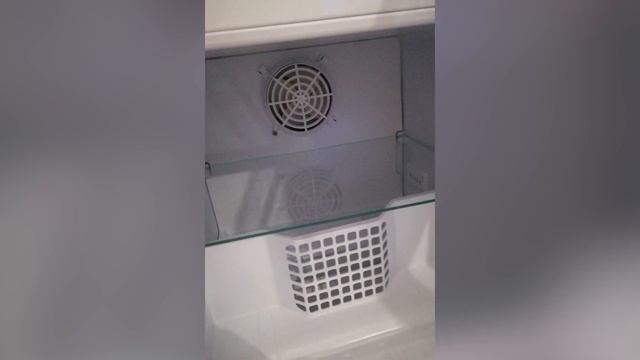 Холодильник Beko RCNK310KC0W (RCNK310E20VS, RCNK310KC0SB) смотреть онлайн