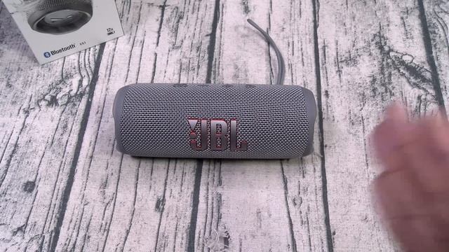 JBL Flip 6 vs JBL Flip 5 - Which One Should You Get? смотреть онлайн