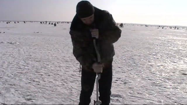зимняя рыбалка в Бриньковской 2012.mpg смотреть онлайн