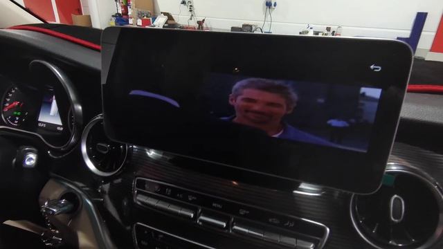 EXPERTO INSTALADOR NOS EXPLICA: Instalación de pantalla carplay y monitor techo en MERCEDES V смотреть онлайн