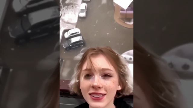 ???? смотреть онлайн